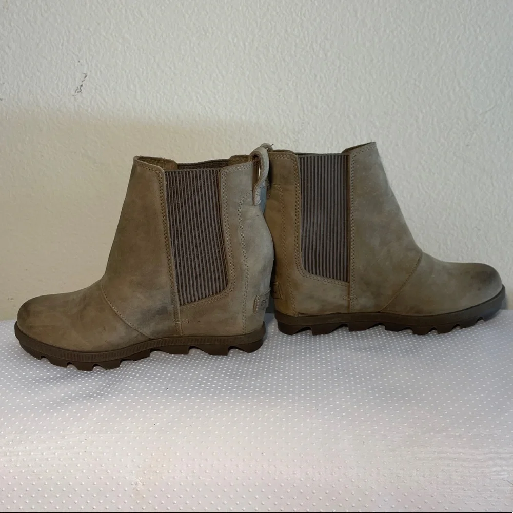 Sorel Women's Joan Of Arctic Wedge II Chelsea Nude Color Size 5.5 NL3022-010. - Picture 3 of 8